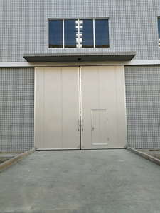 工業(yè)推拉門