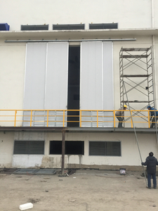 工業(yè)推拉門